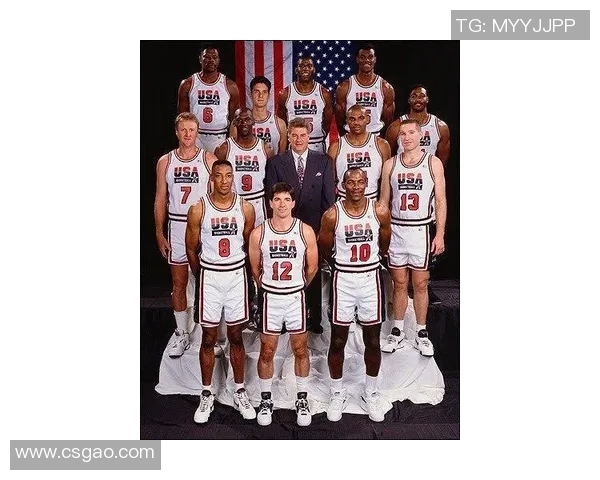 广州排球队逆袭之路揭秘：从低谷到巅峰的奋斗历程与荣耀时刻