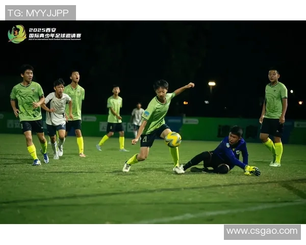 杭州足球队与西安足球队赛后复盘分析灵活性表现及战术调整探讨